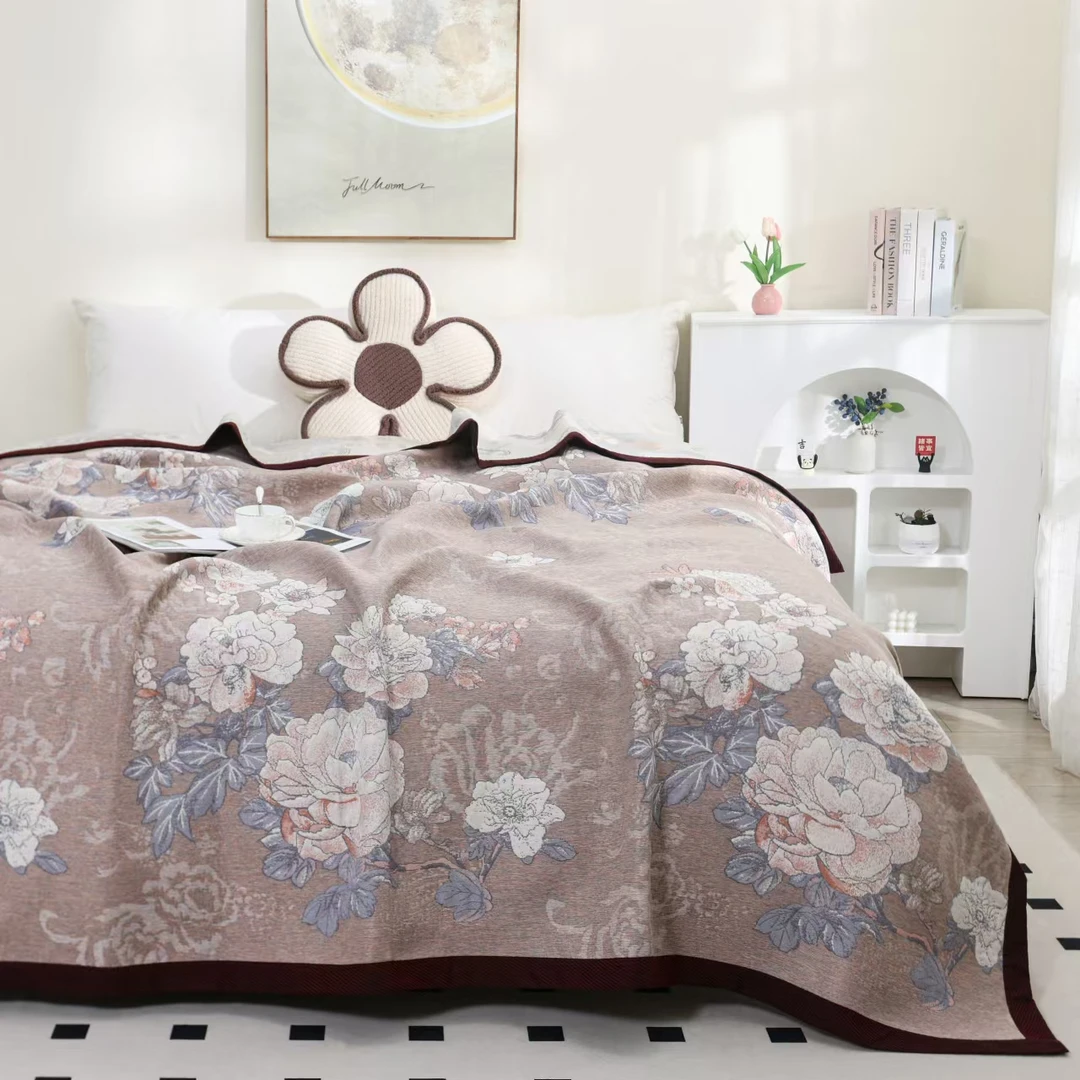 【幻彩繁花红】双面亲肤加厚多功能纱布盖毯--230*250