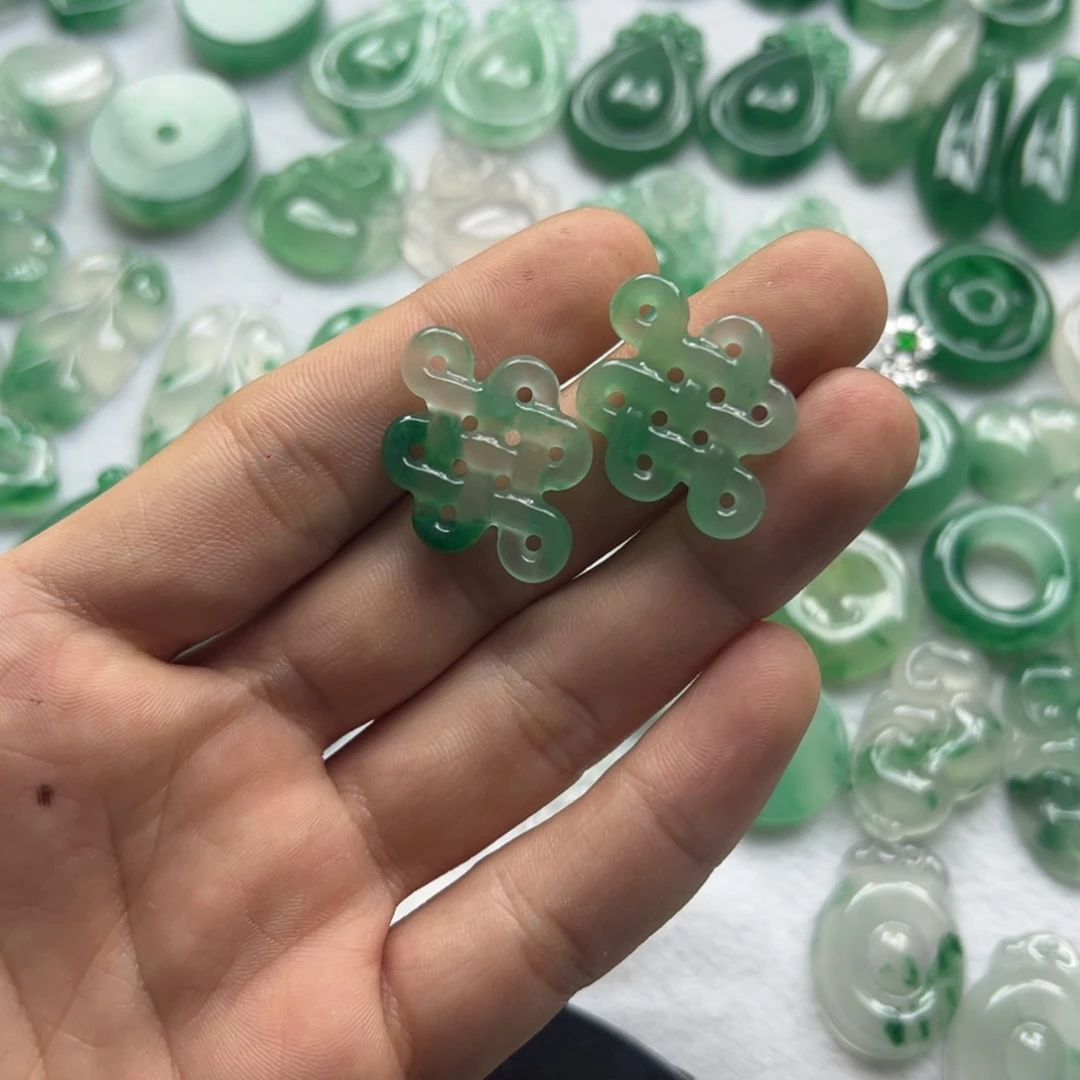 石英质玉颈饰未镶嵌倩*