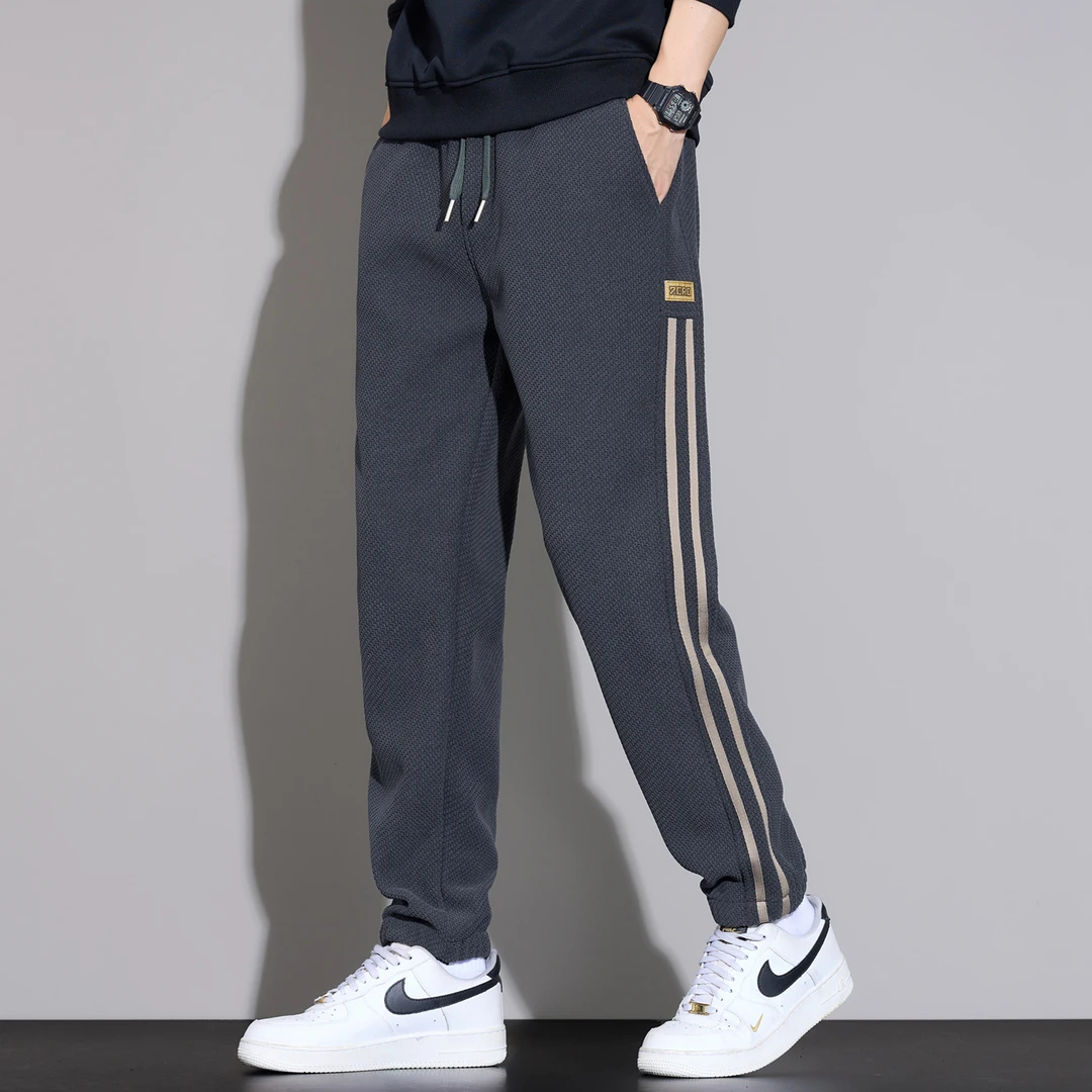 2025秋冬款上新休闲裤男裤显瘦束脚保暖痞帅慵懒风男装裤子男百搭