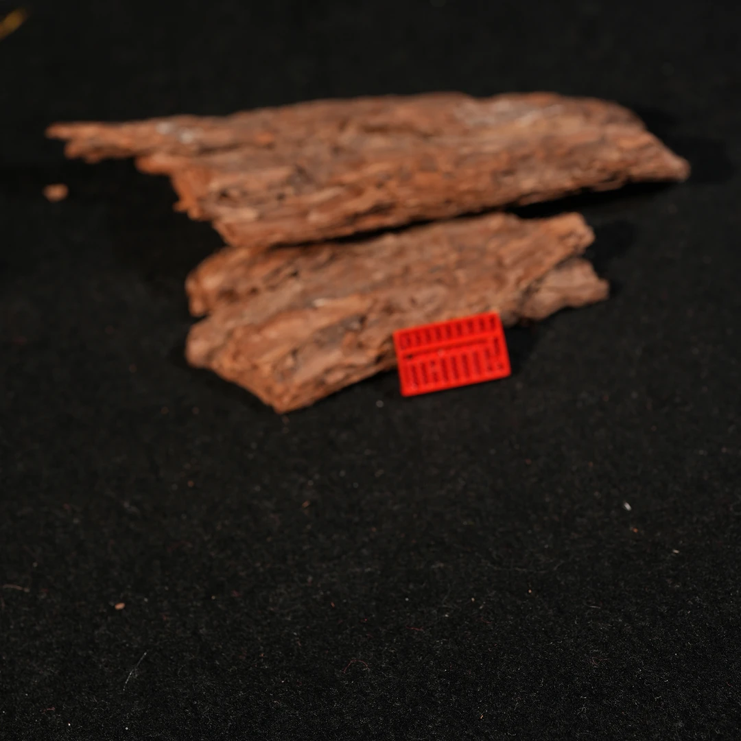 含辰砂工艺品4.8香港王老板 -朱砂镶嵌吊坠4p192