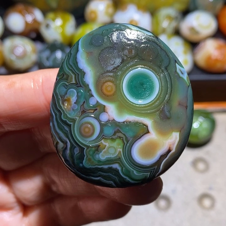 未镶嵌玛瑙/玉髓珠宝半成品168