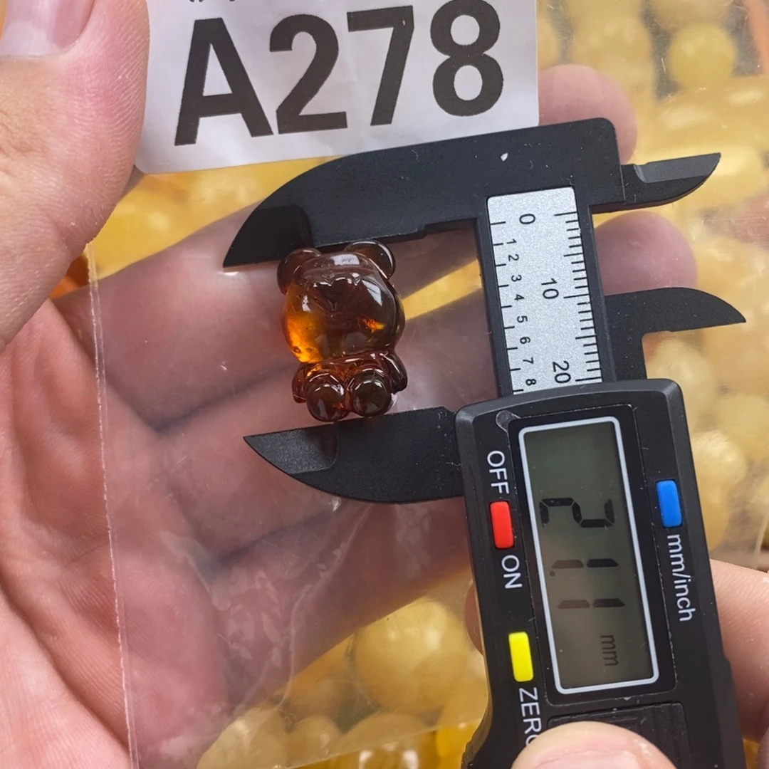 未镶嵌琥珀珠宝奇石