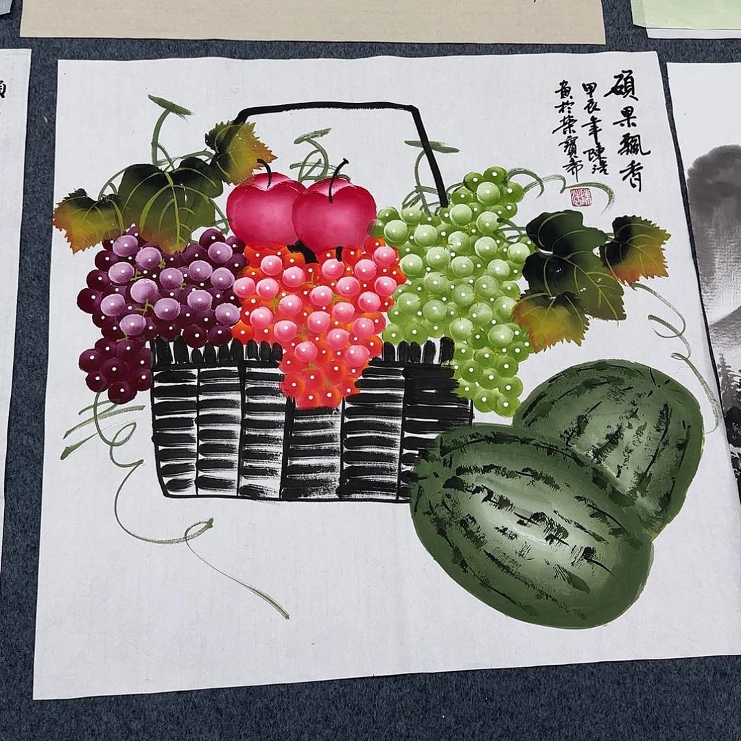 国画尺寸70X70手绘作品