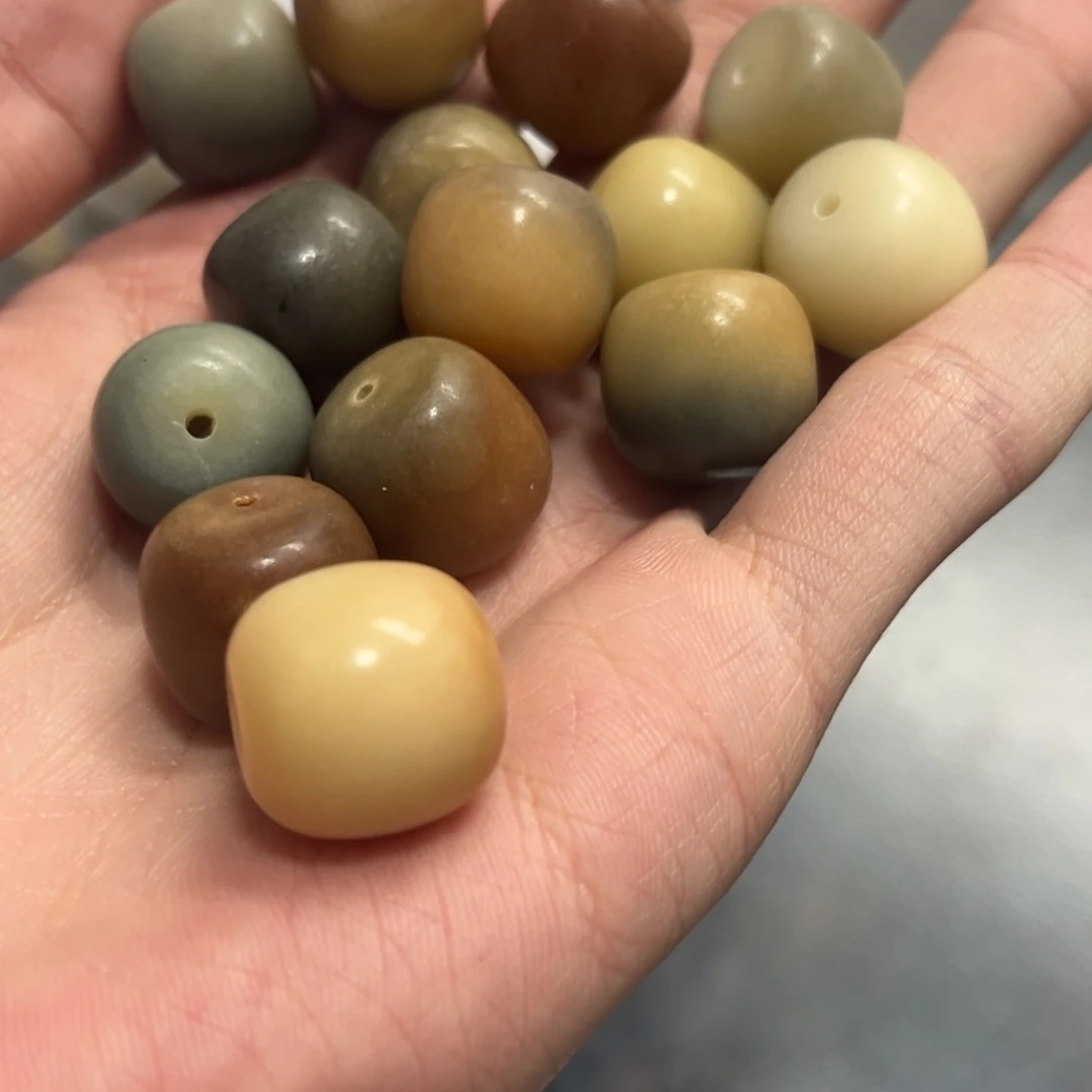 【闪购商品】白玉菩提吊坠z17-18/30+10颗瑕疵不售后