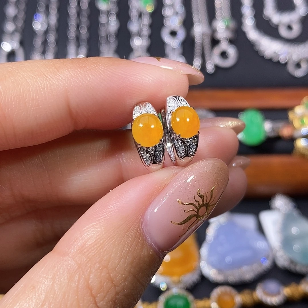 翡翠18K金镶嵌颈饰耳饰