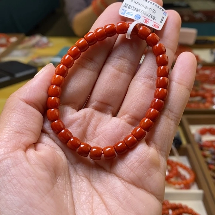 未镶嵌卡6+南红玛瑙