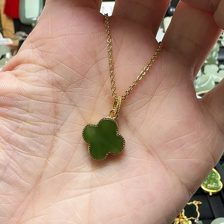 吊坠(赠链)银S925镶嵌和田玉