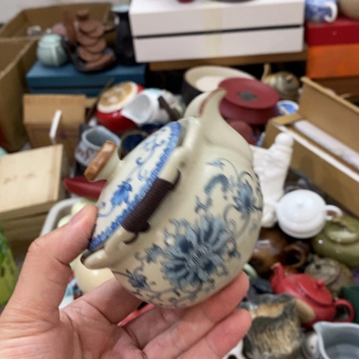 陶瓷艺术品及陶瓷壶