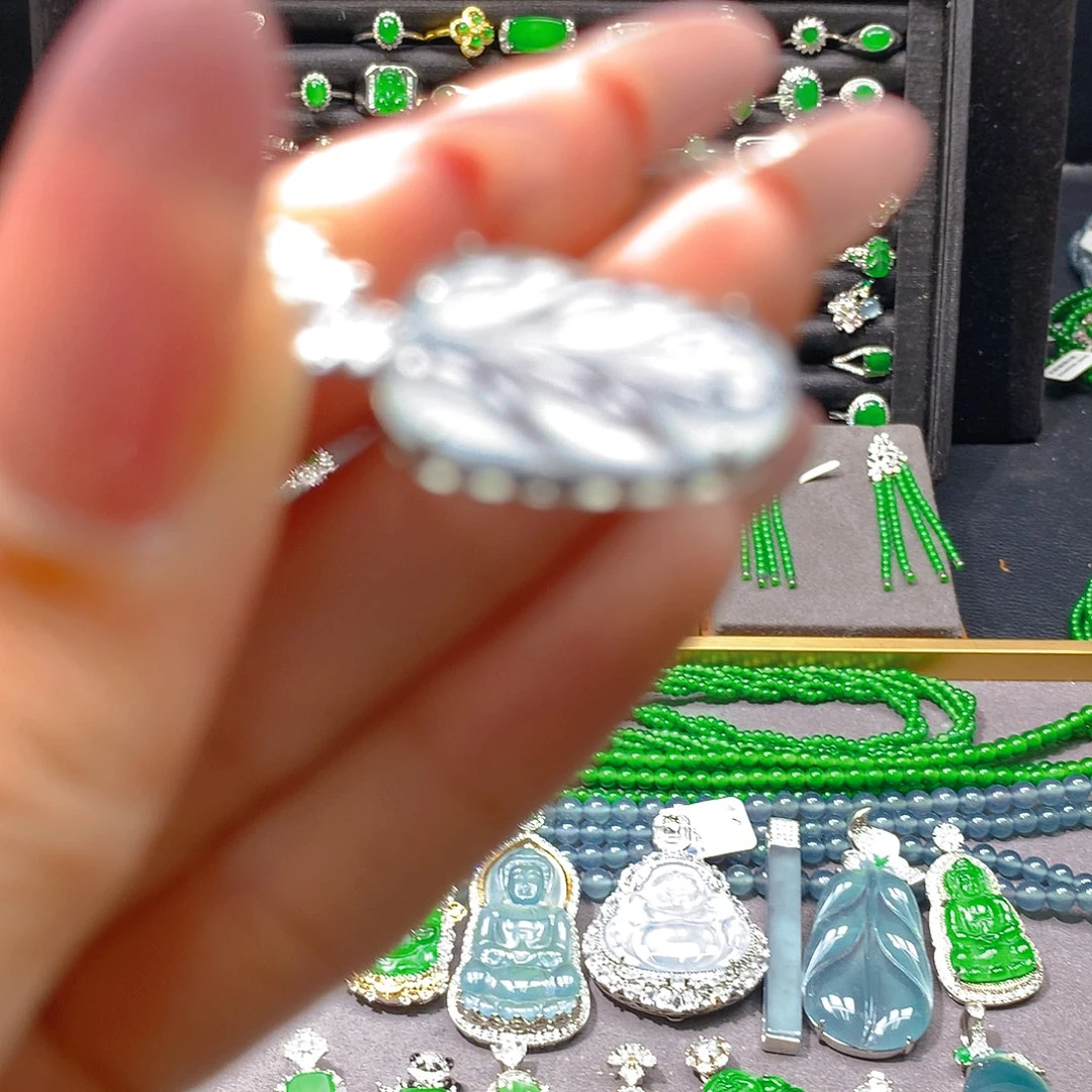 翡翠戒指未镶嵌天然翡翠