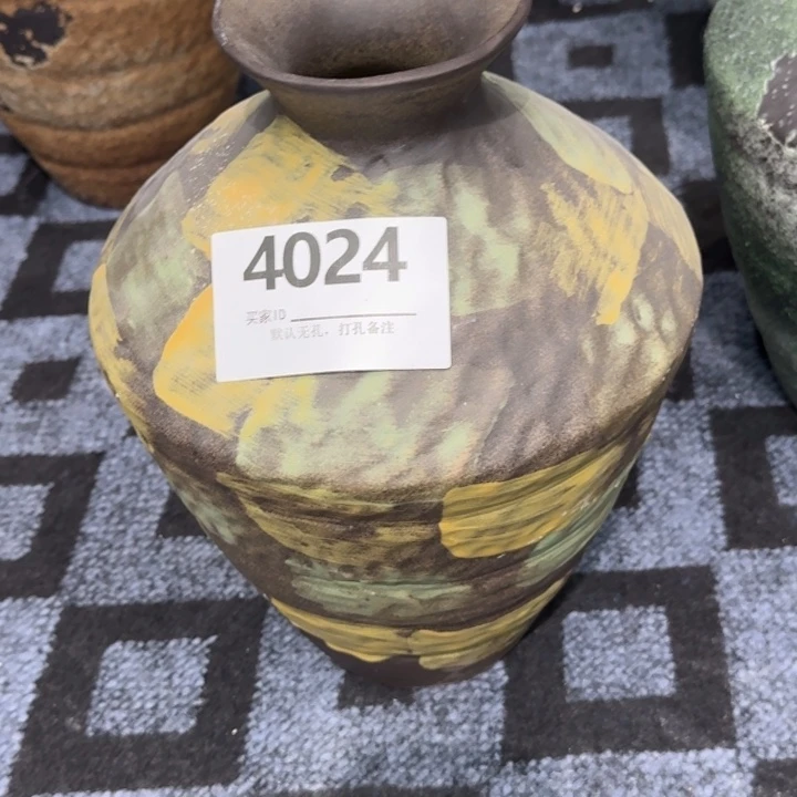 玉***米瓷片景德镇高温花器编码4024高33口6默认无孔