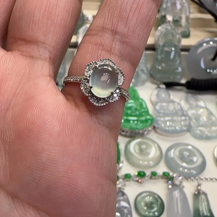 定制翡翠18K金镶嵌天然缅甸翡翠a货