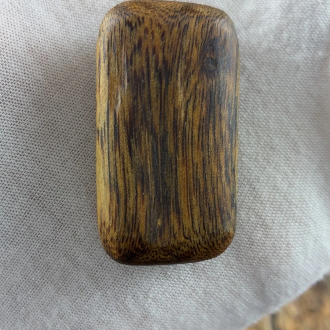 沉香碎屑沉香金丝黄油无事牌8克福利价