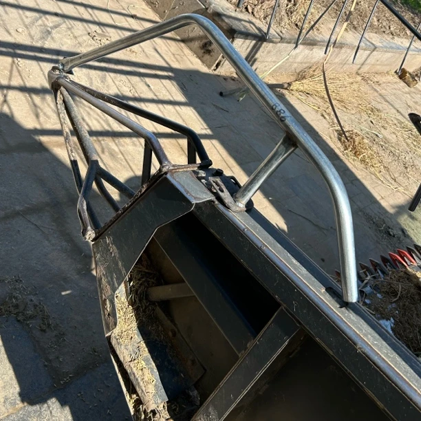 久保田 沃得 雷沃收割机割台分禾器分草器耐磨撞防缠草管 分草管