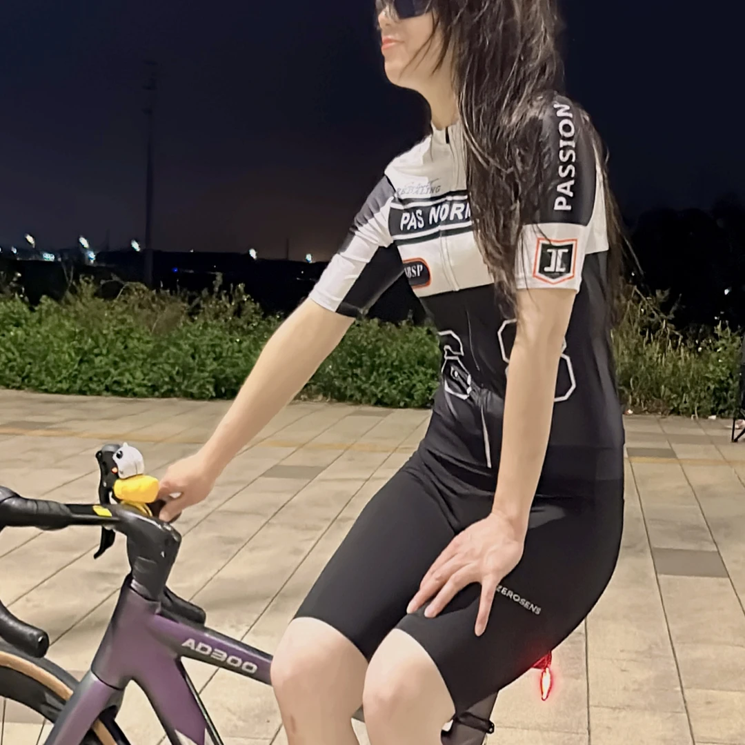 2025夏季修身显瘦透气速干公路车短袖上衣连体酷酷装男女骑行服