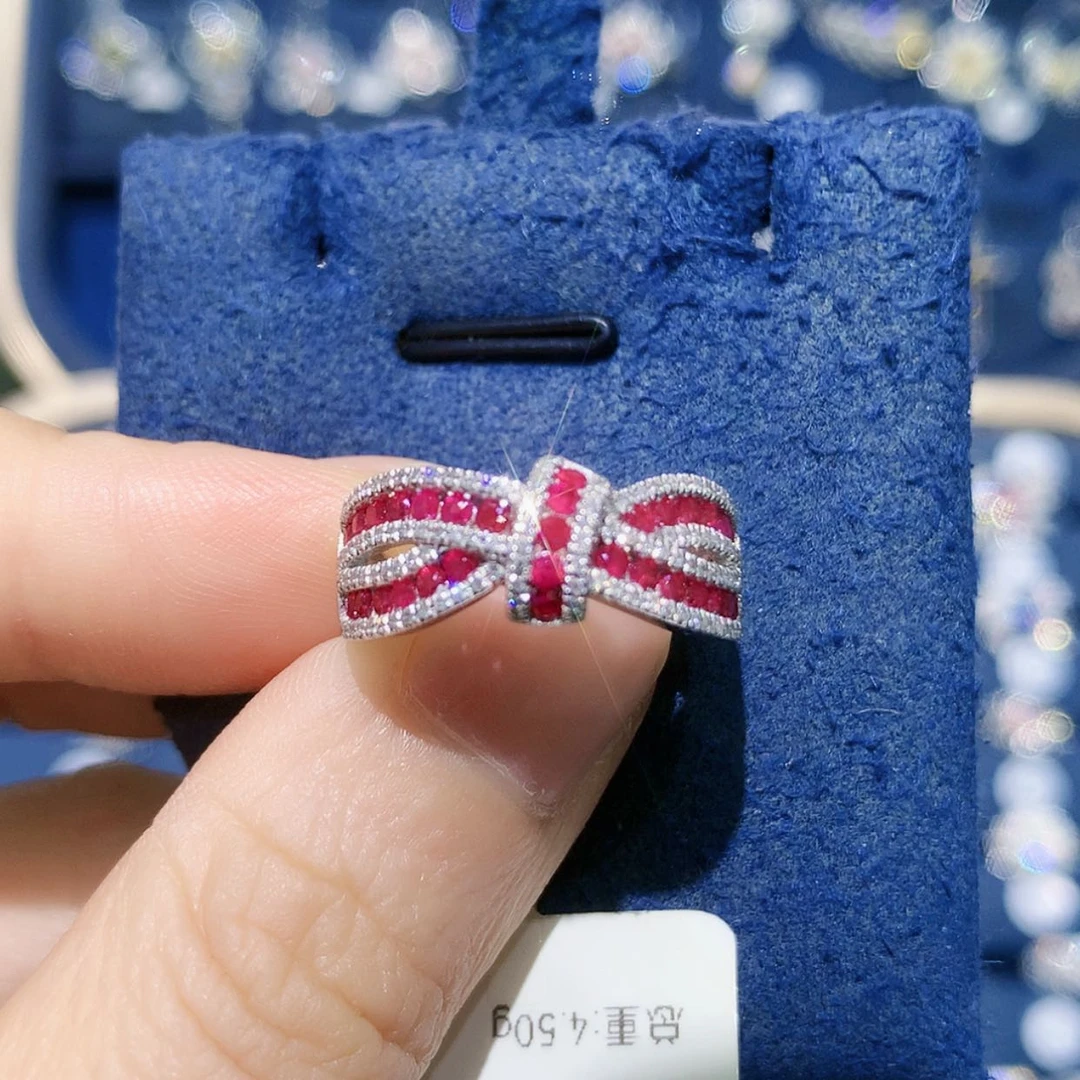 【闪购商品】铂Pt850镶嵌戒指红宝石蝴蝶结戒指