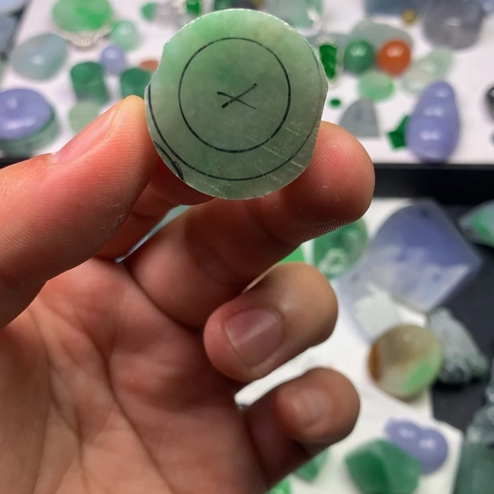 定制翡翠未镶嵌料子