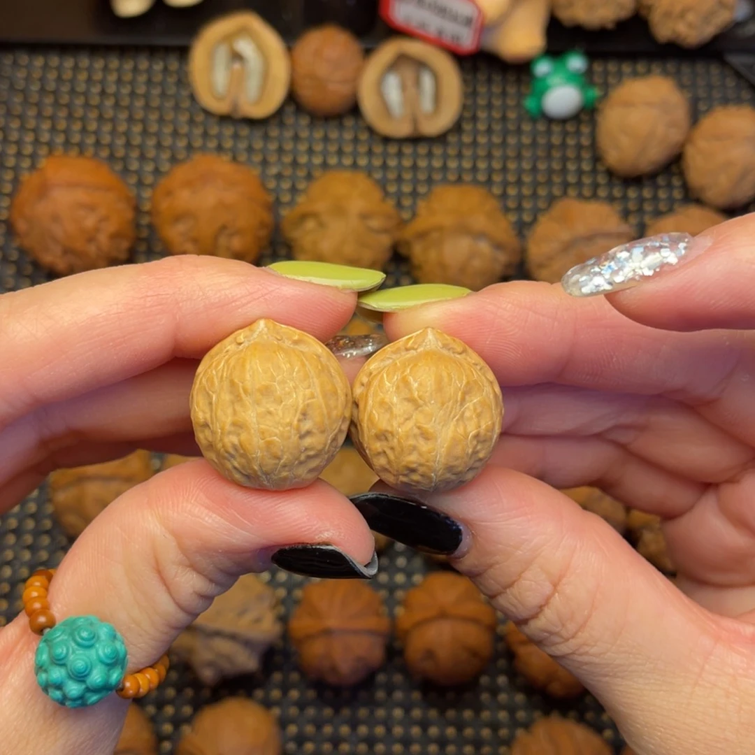 文玩核桃吊坠22尺全品瓷娃娃0004