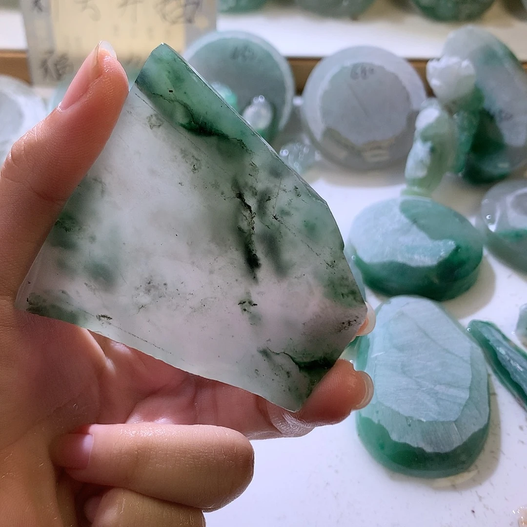 石英质玉未镶嵌珠宝半成品