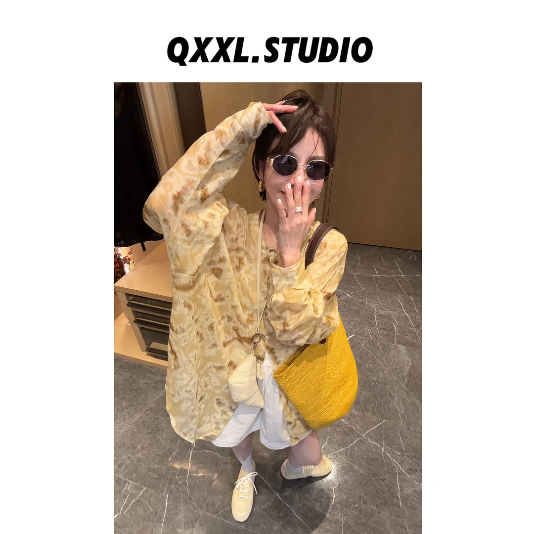 邱小小丽呀 夏款复古印花衬衫 度假风显瘦圆领上衣女