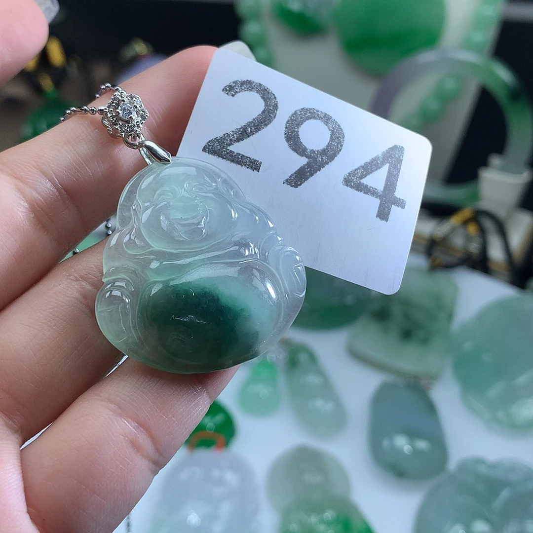 翡翠未镶嵌吊坠(赠链)