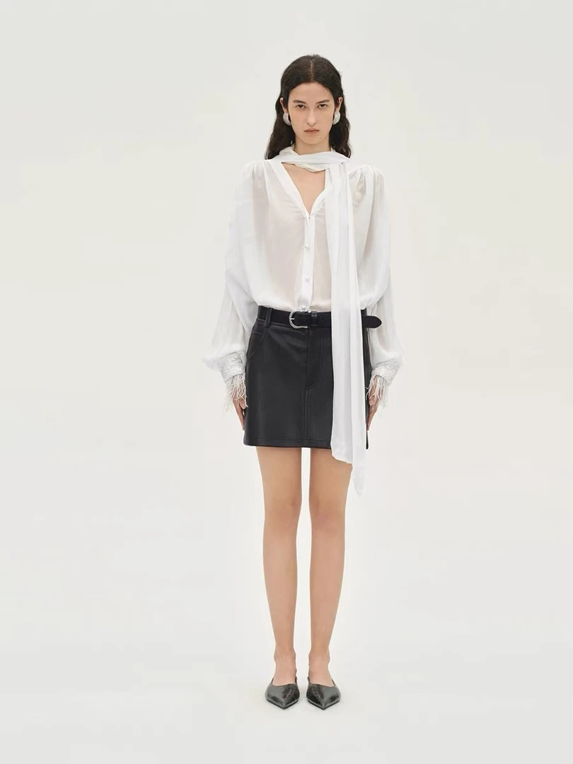 AVVENN设计师品牌25秋冬新款A字皮短裙（带腰带）