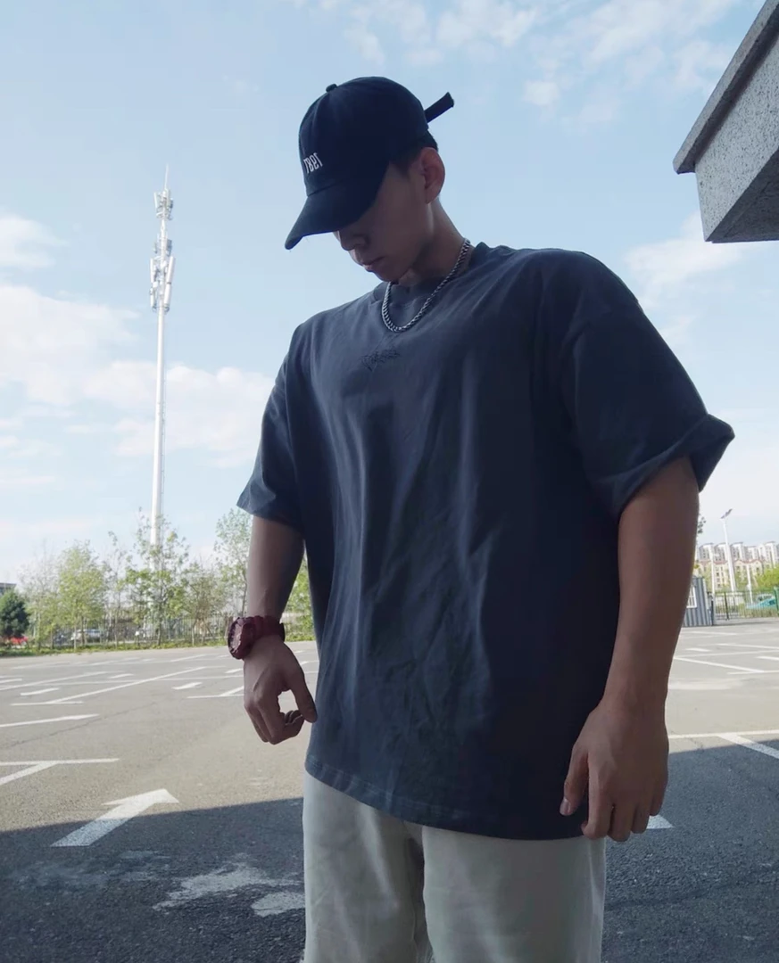 F16#某饱122！健身品牌！断码浮力！面料巨软！国潮基础汉字印花短袖