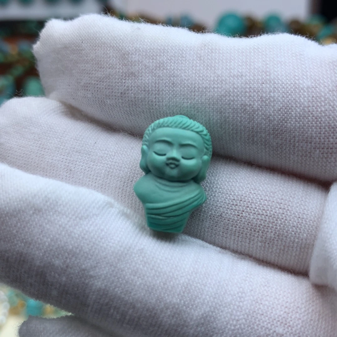 绿松石未镶嵌颈饰