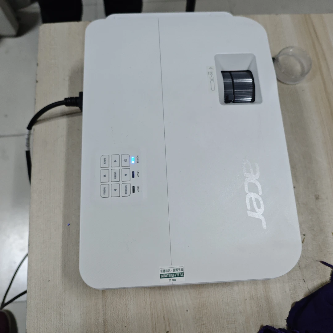 高清长焦投影仪运费到付