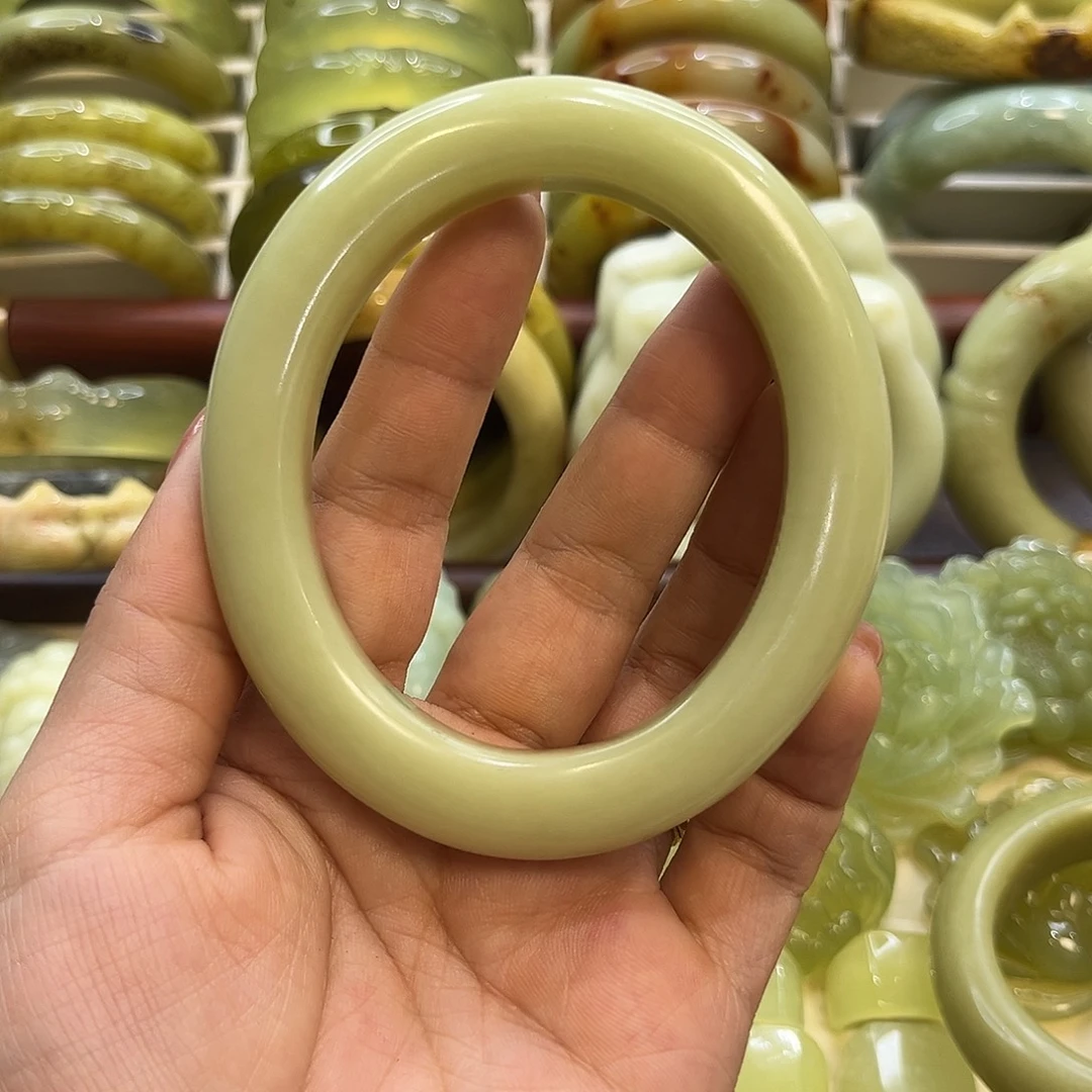 蛇纹石玉未镶嵌手镯11号63能戴贵妃微瑕