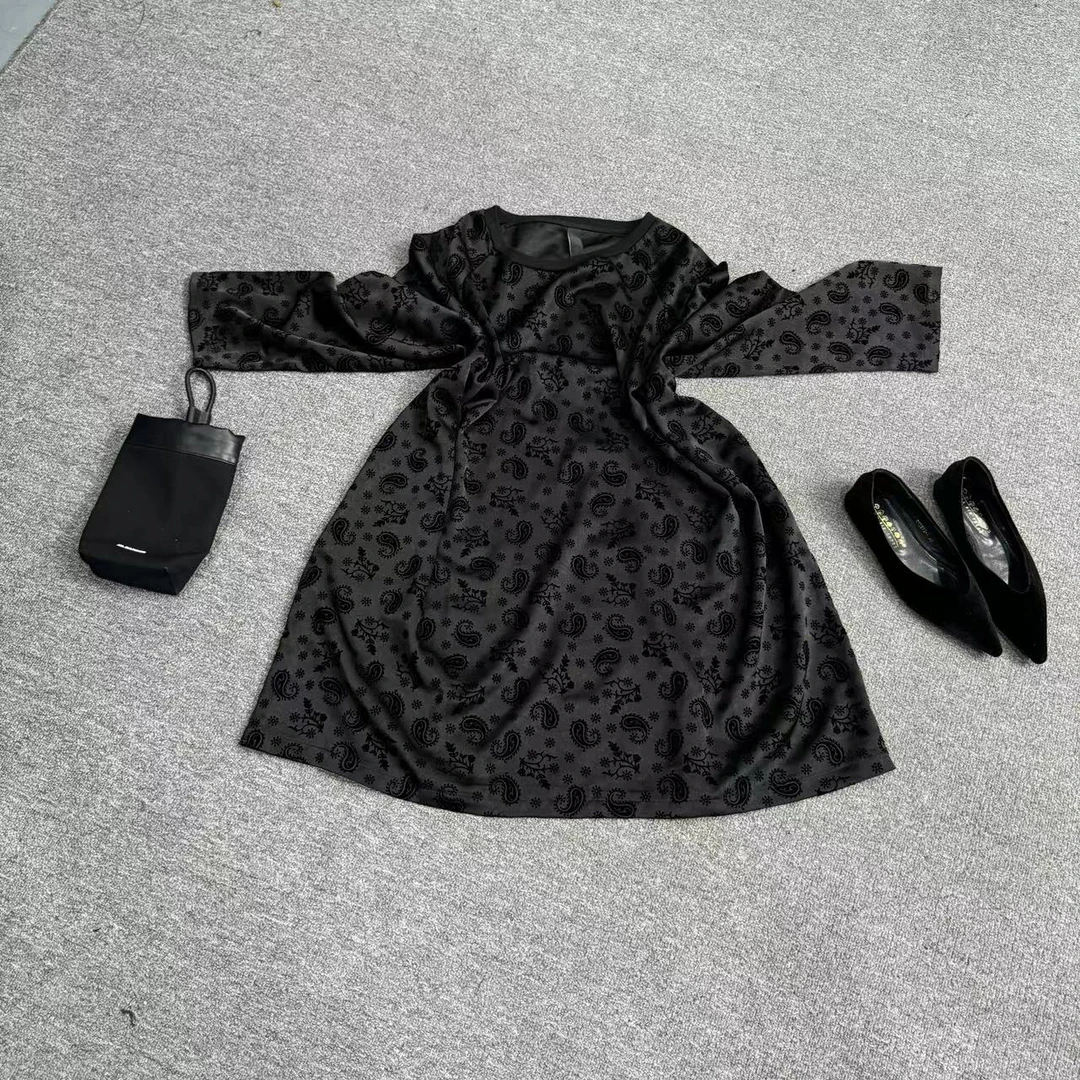 瑶睿安240斤原创大码套头醋酸圆领上衣老钱风复古腰果花小衫 689