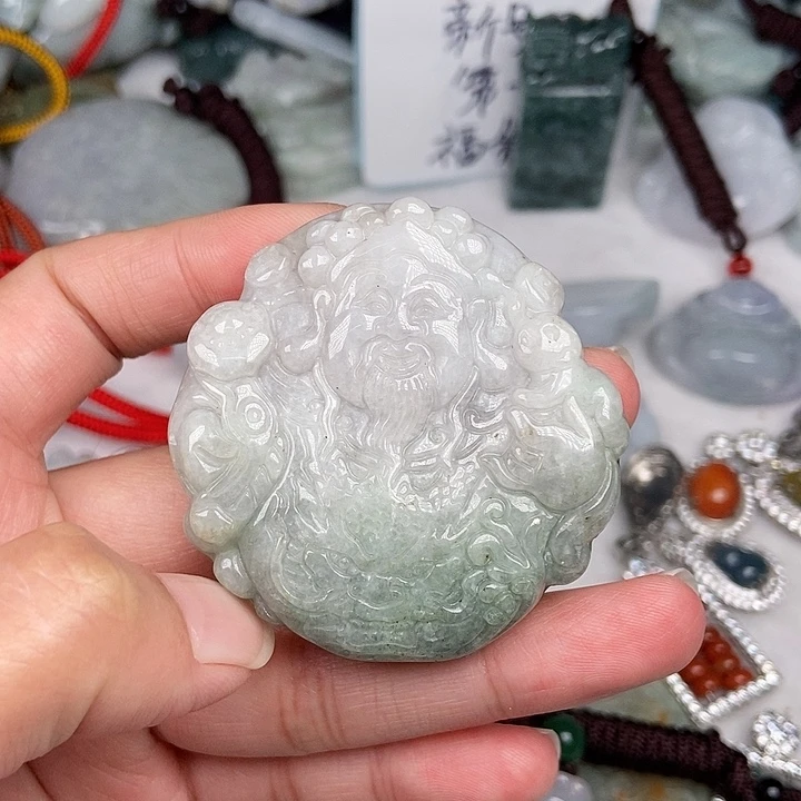 颈饰未镶嵌翡翠萧****者翡翠