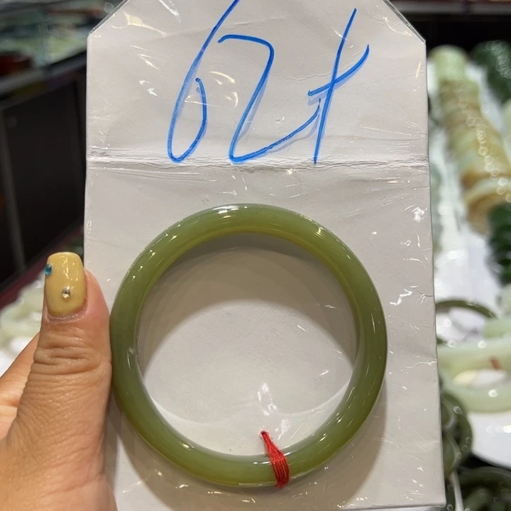 和田玉手镯未镶嵌用****9