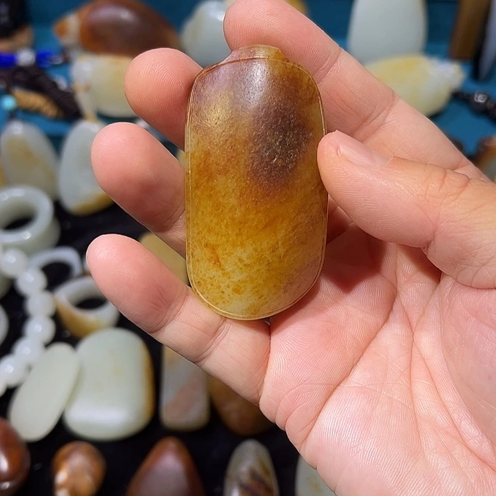 和田玉未镶嵌吊坠(不含链)