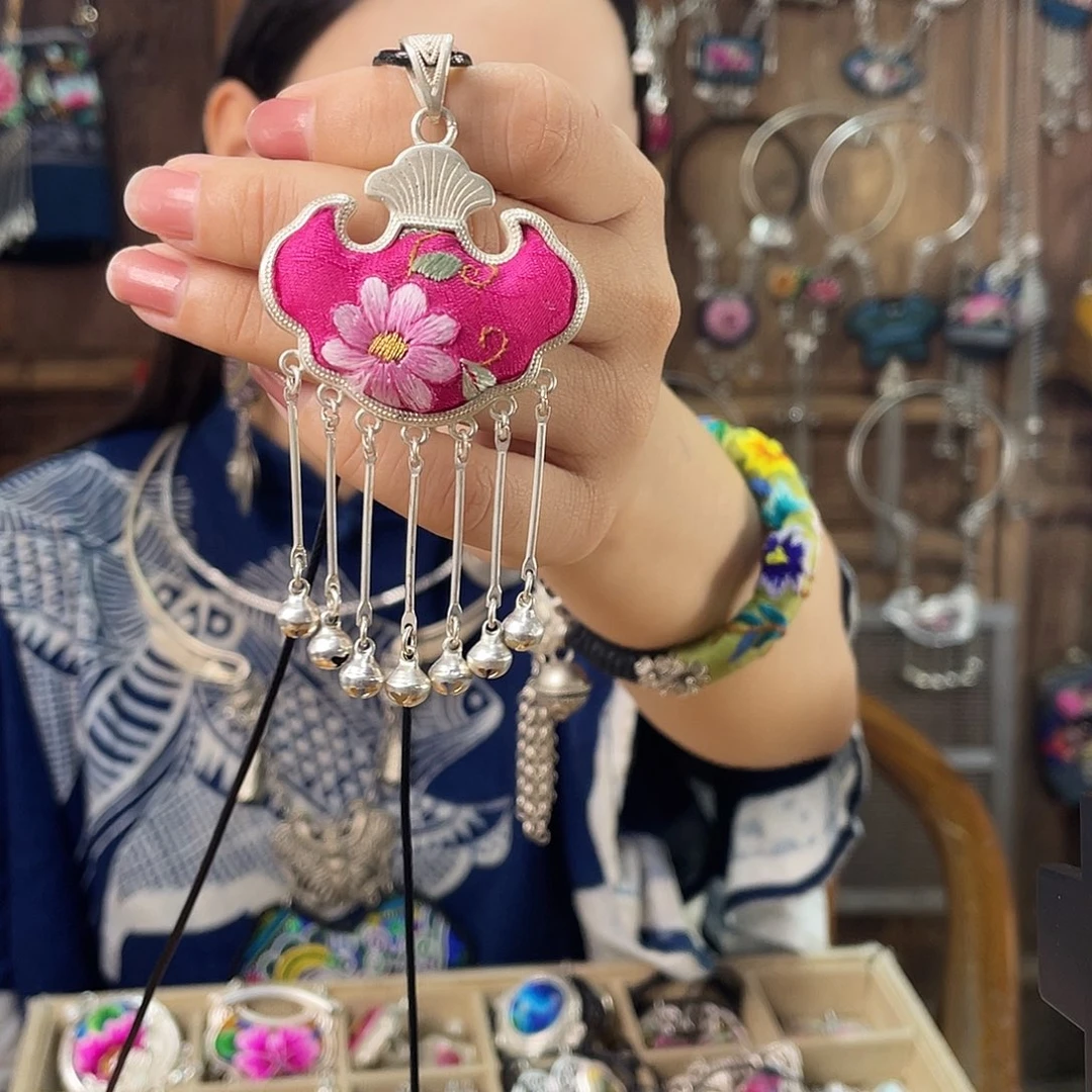 花岗石铁合金项链