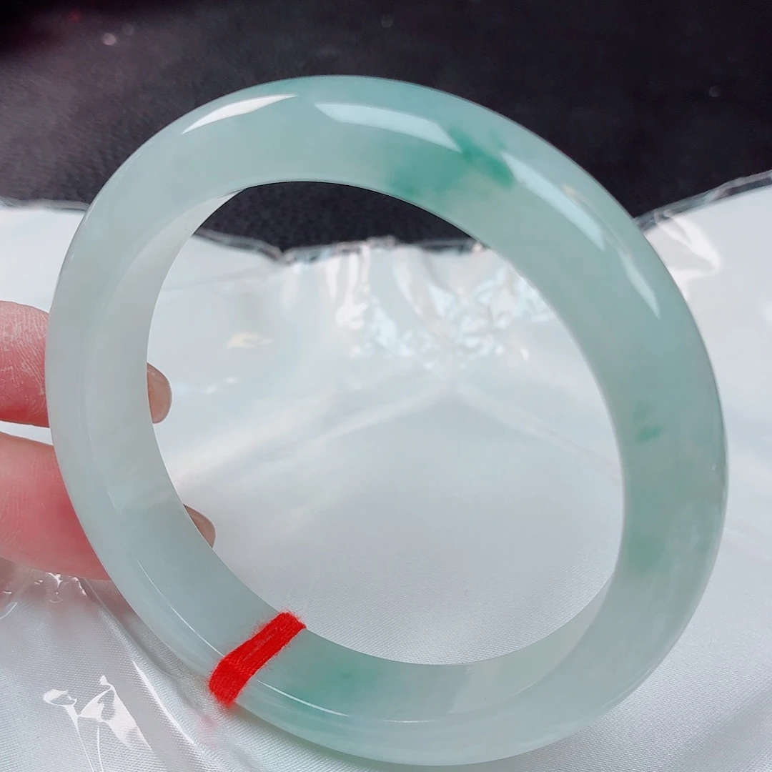 翡翠未镶嵌手镯60