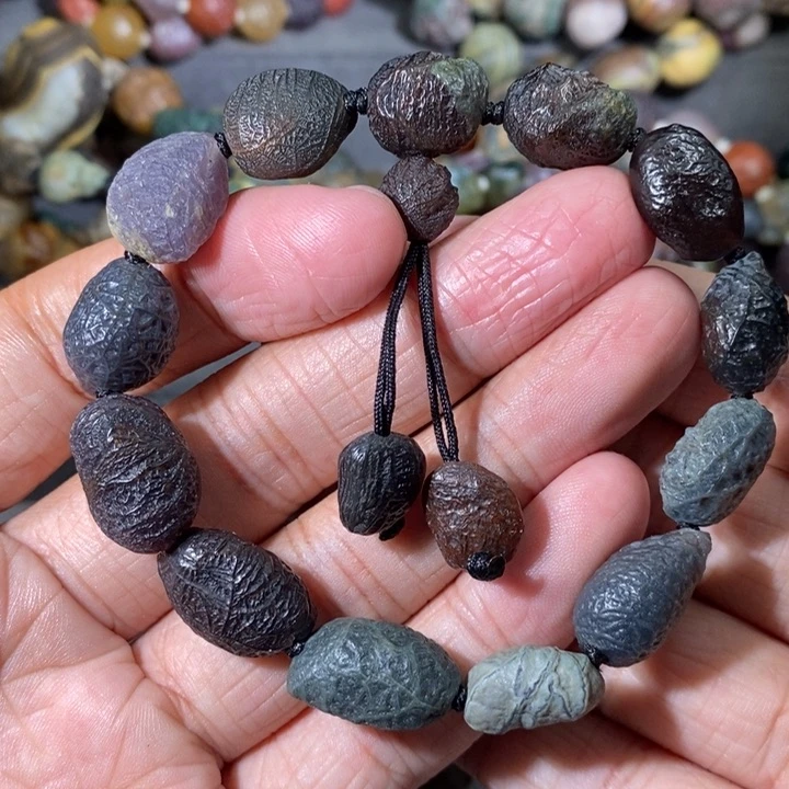 未镶嵌玛瑙/玉髓珠宝奇石