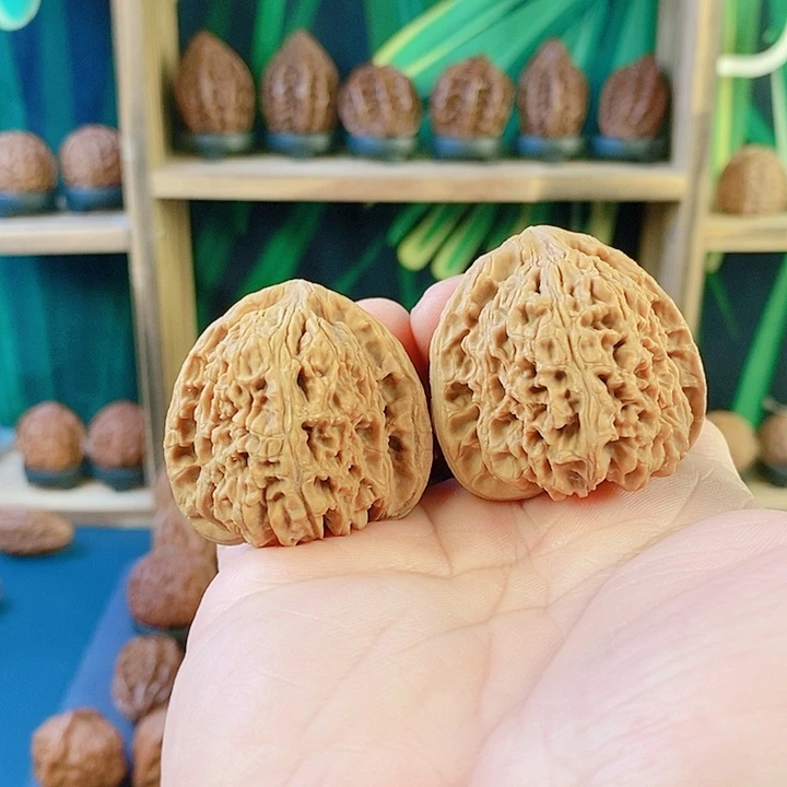 吊坠文玩核桃052南疆石39尺