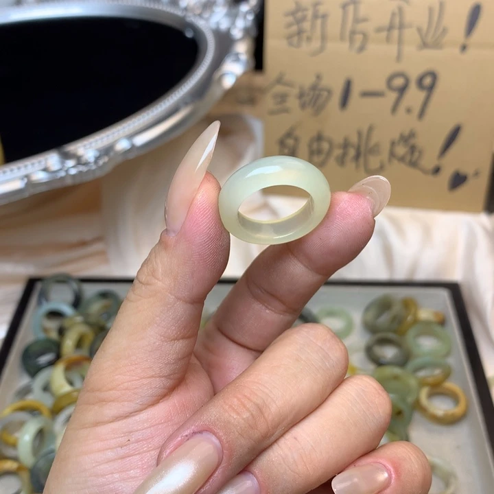 增***耀合金蛇纹石玉戒指