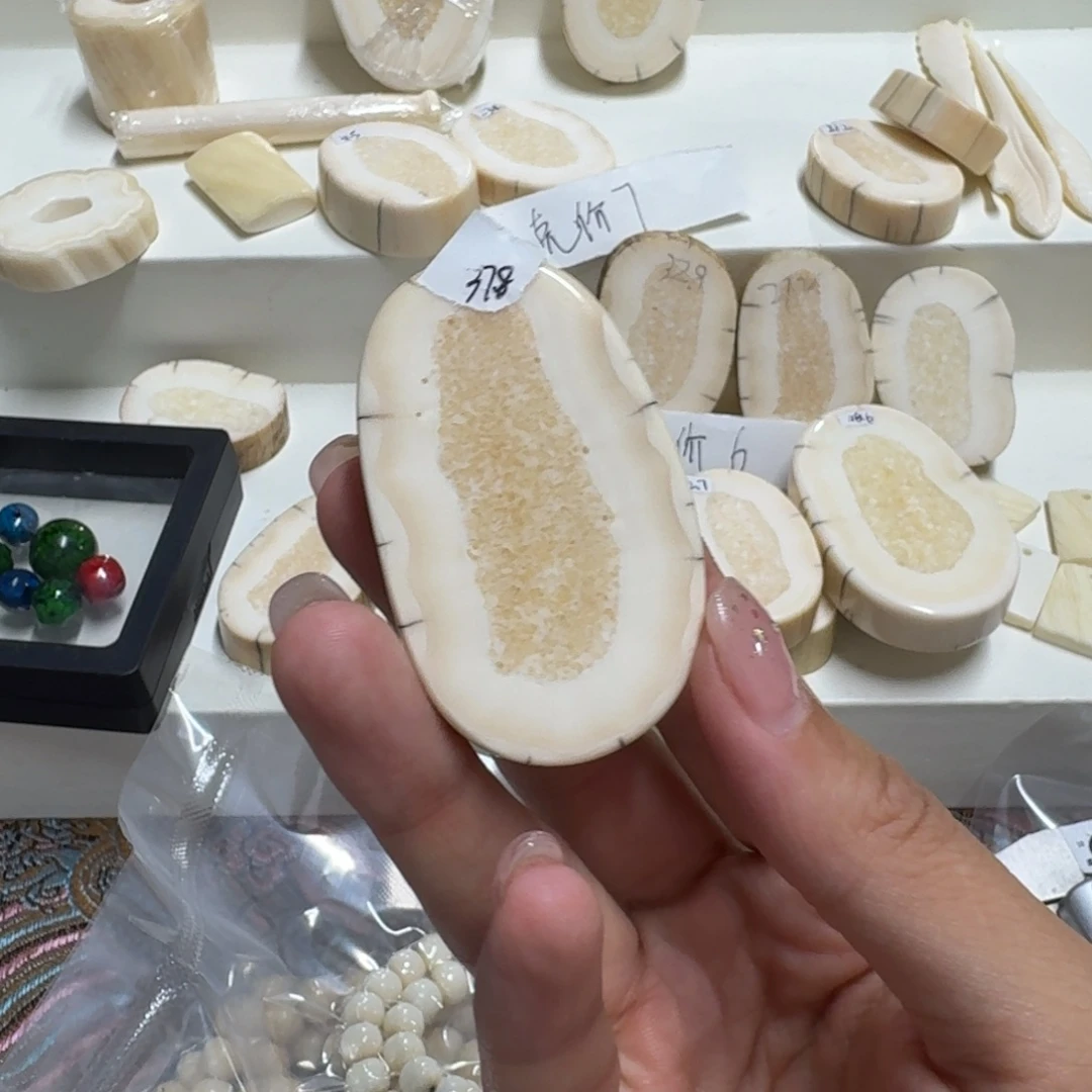 琉璃/树脂/塑料类胖37.8