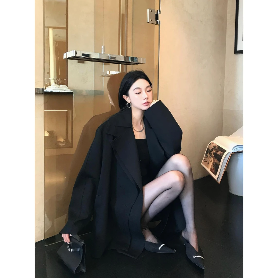 区区欧阳 可拆卸翻领西装外套春季高级感宽松设计感小众黑色西服