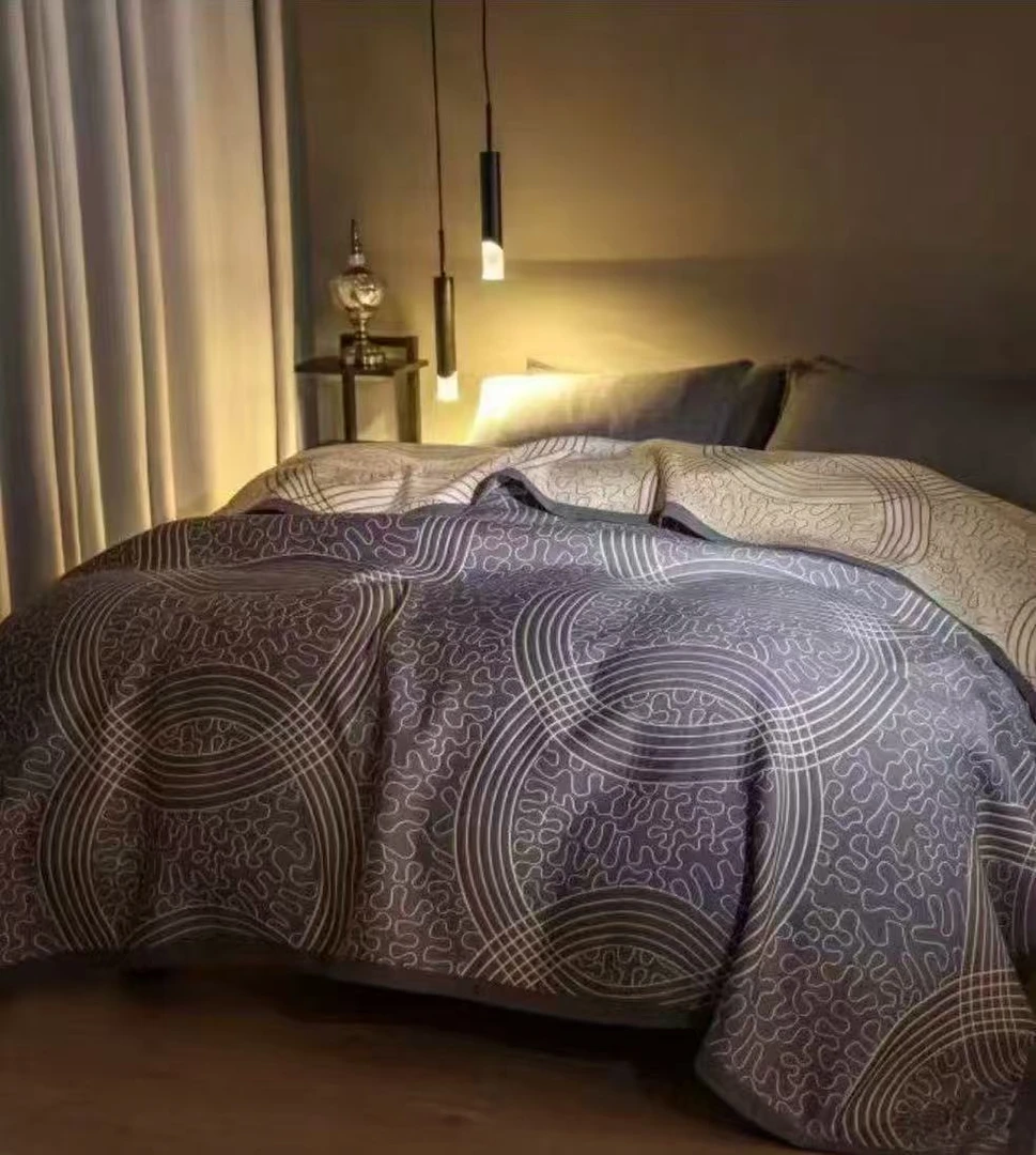 里奥-灰黄200*230cm加厚舒适床盖