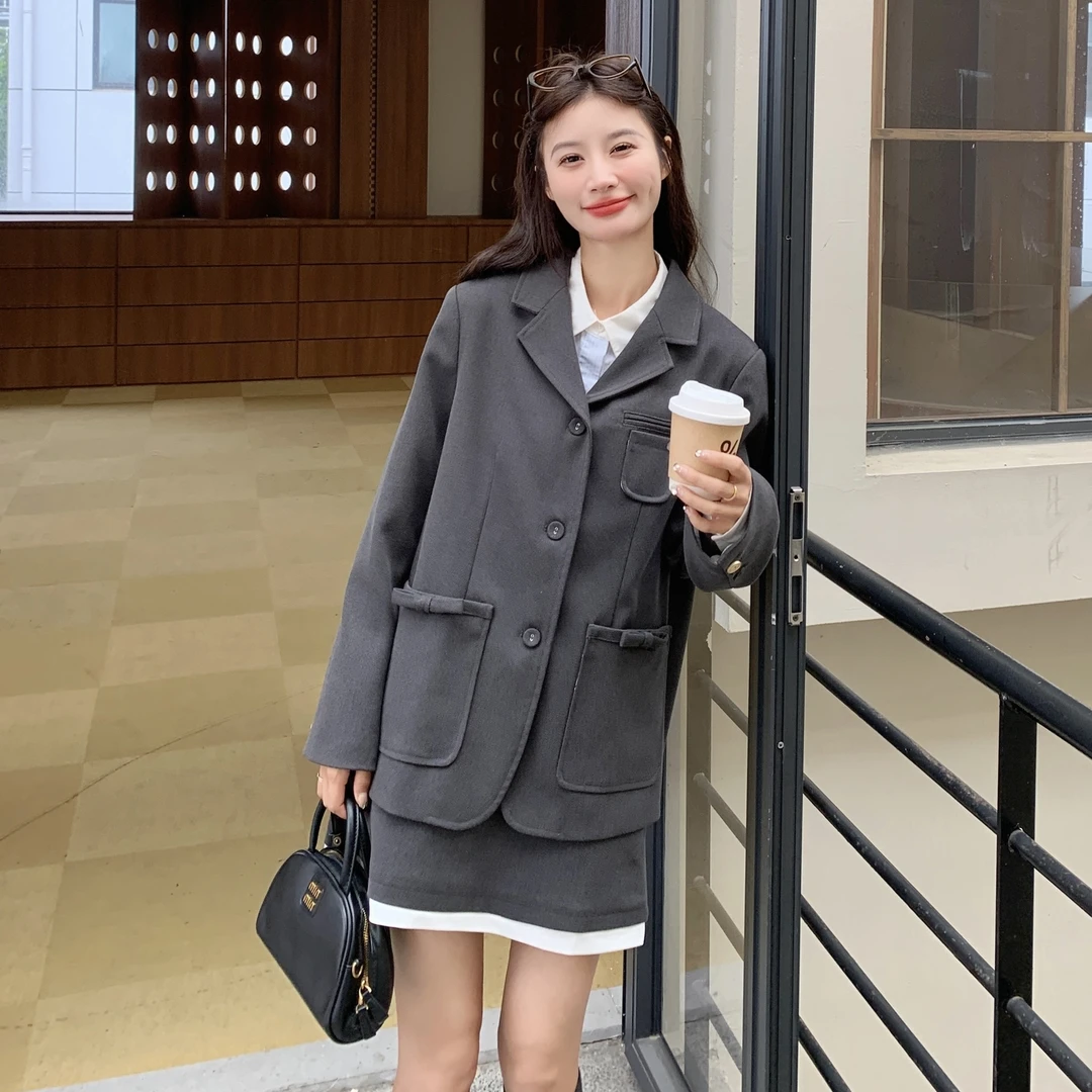 设计感灰色西装套装女2025秋季新款气质高级感小个子显瘦两件套