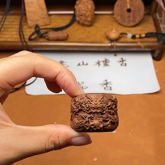 檀香木手串/手链九龙戏珠扳指