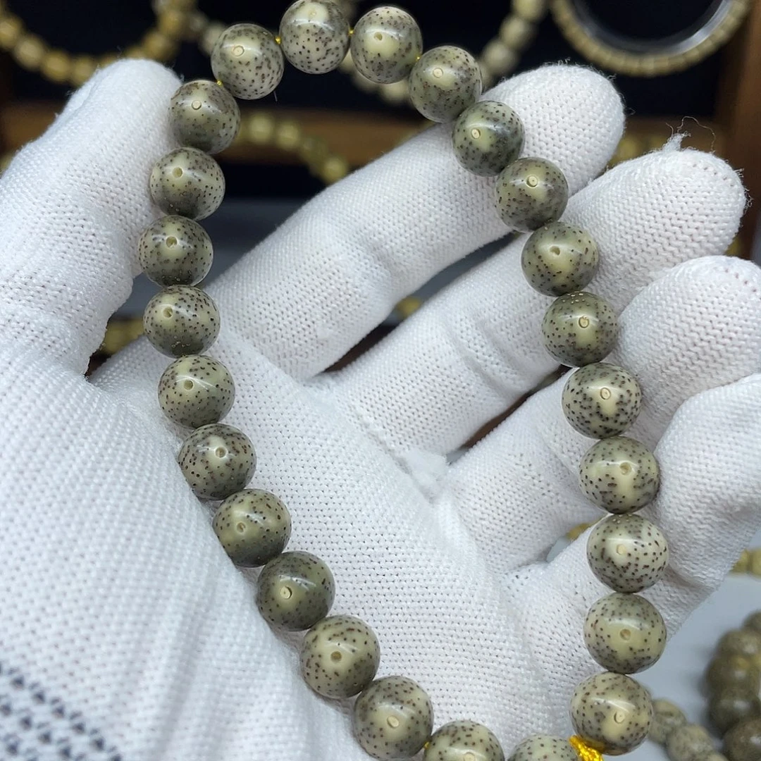 手串星月菩提10圆珠，小细星