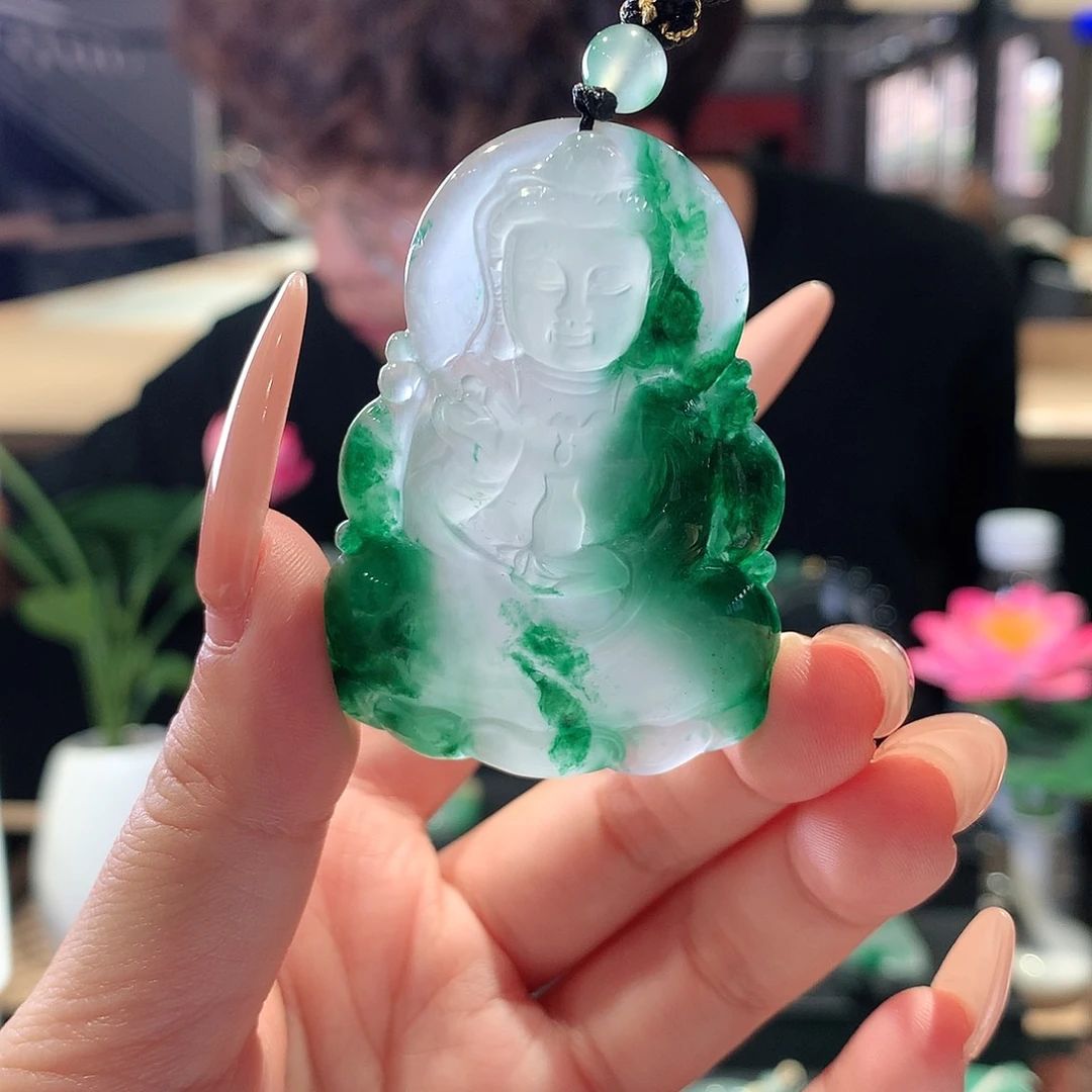 石英质玉未镶嵌吊坠