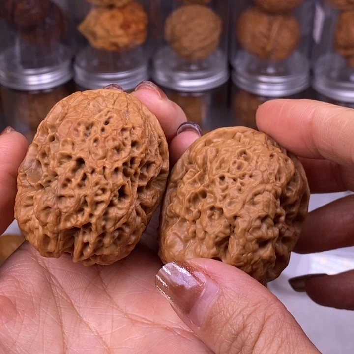 把件文玩核桃虎头蟾52尺