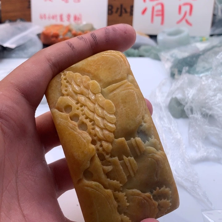 翡翠未镶嵌颈饰保真天然a货翡翠