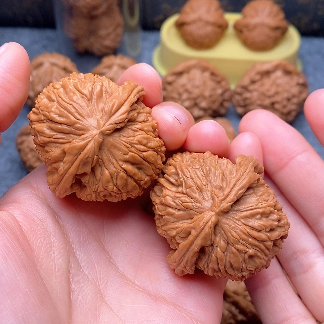 文玩核桃把件白狮子43尺全品