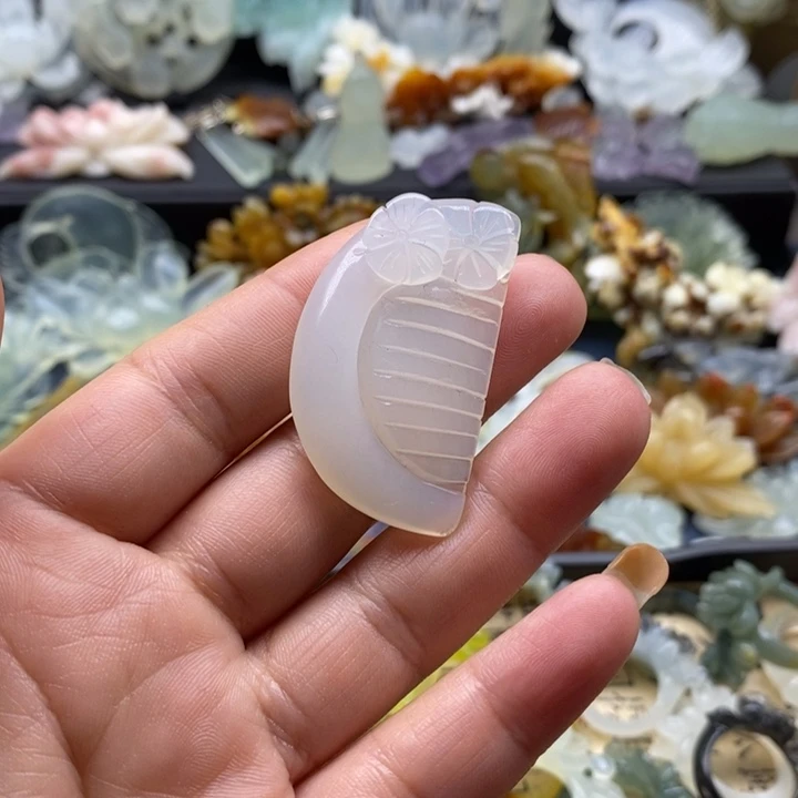 蛇纹石玉合金颈饰