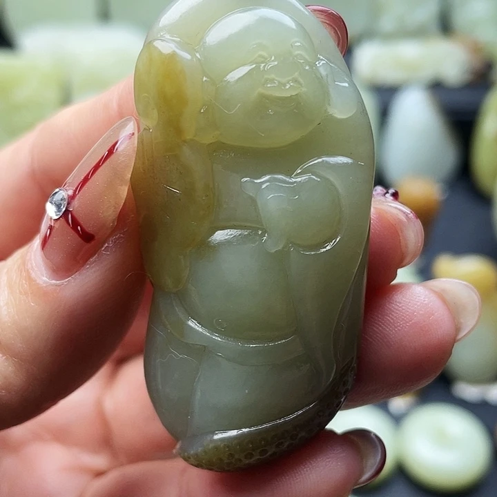 和田玉（糖玉）未镶嵌颈饰